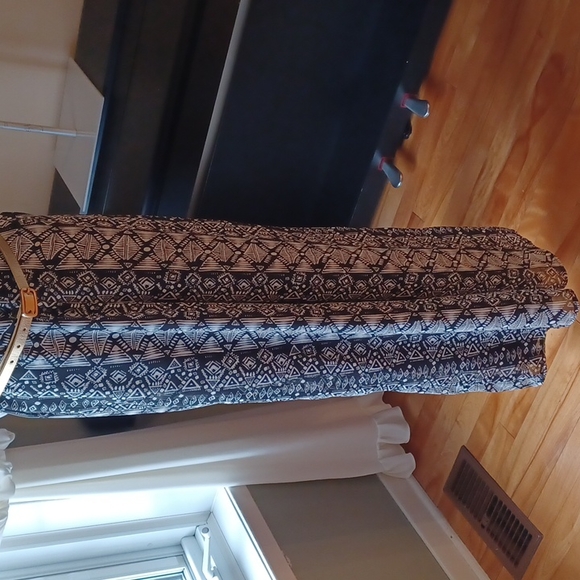 Suzy Shier Jumpsuit Size S - Picture 7 of 15